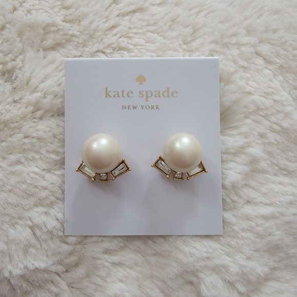 SOLD NWT Kate Spade Gold Earrings with Pearls - Picture 2 of 3